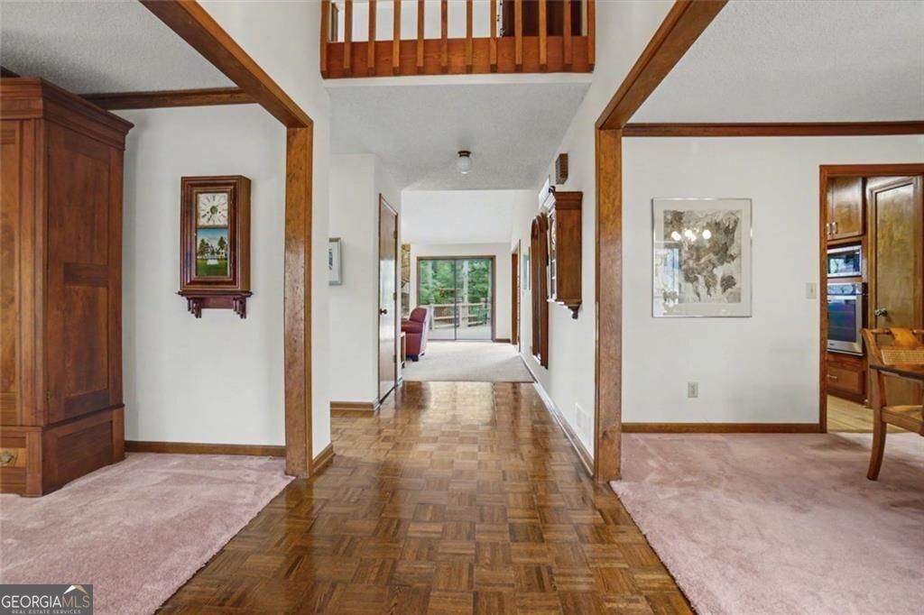 2252 Chimney Springs