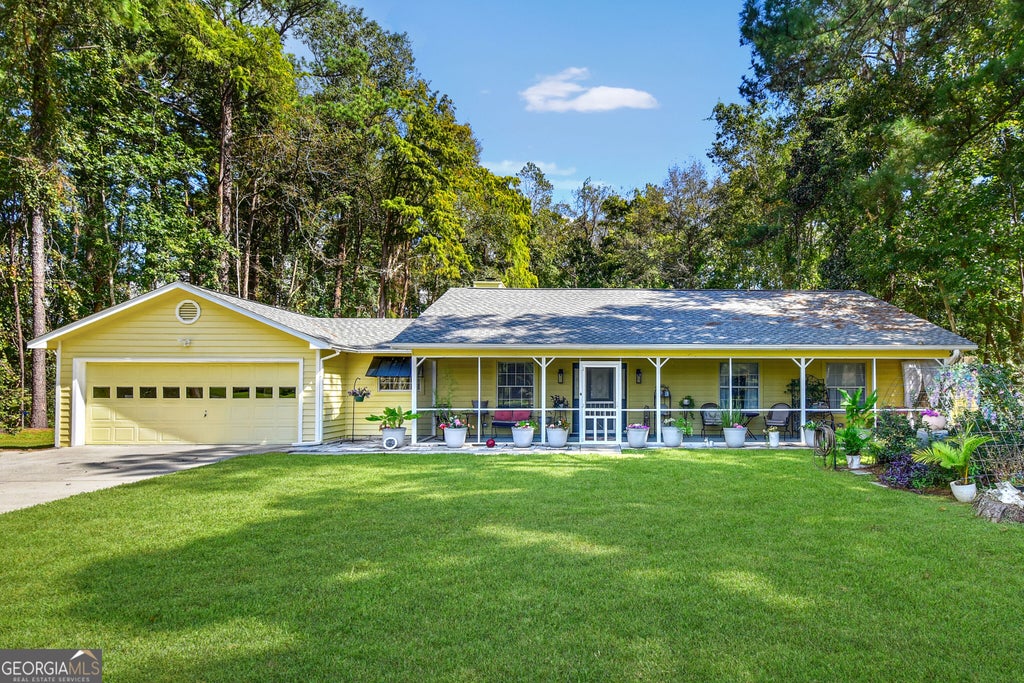 Photo of 92 Burgess Circle, Brunswick, GA 31523 (MLS # 10874751)
