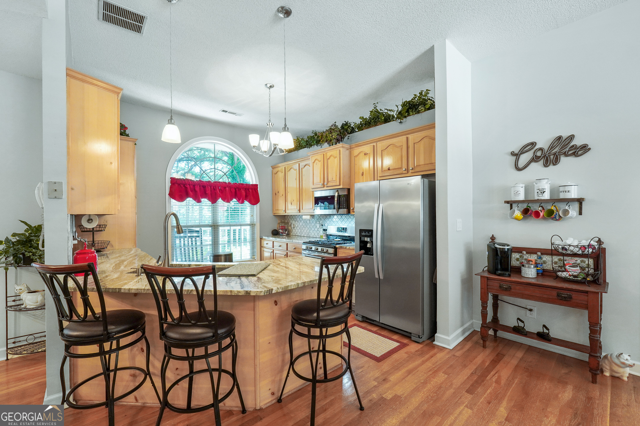 3806 Bill Gardner PKWY