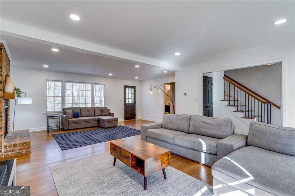 3870 Granger DR
