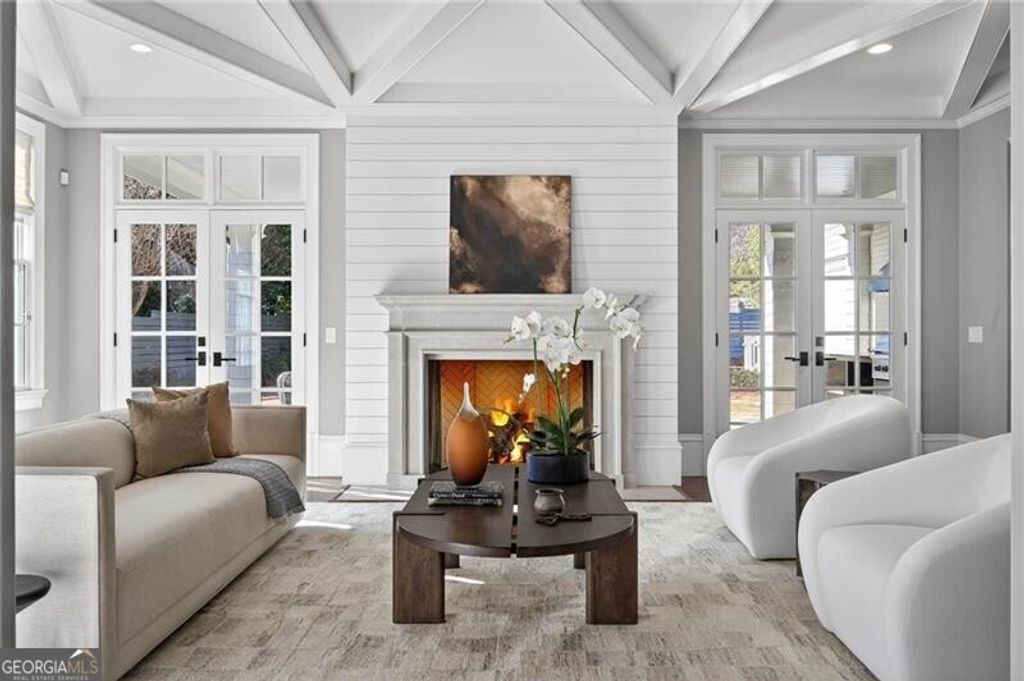 Photo of 1646 Friar Tuck Road NE, Atlanta, GA 30309 (MLS # 10681433)