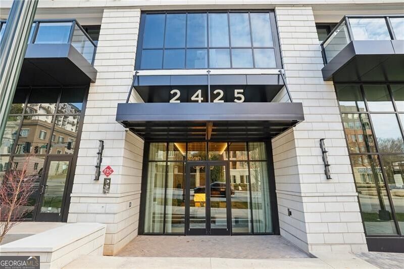 2425 Peachtree RD 501