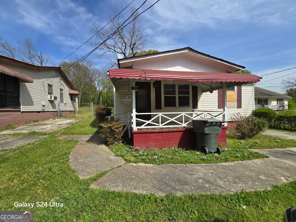 listing image 0