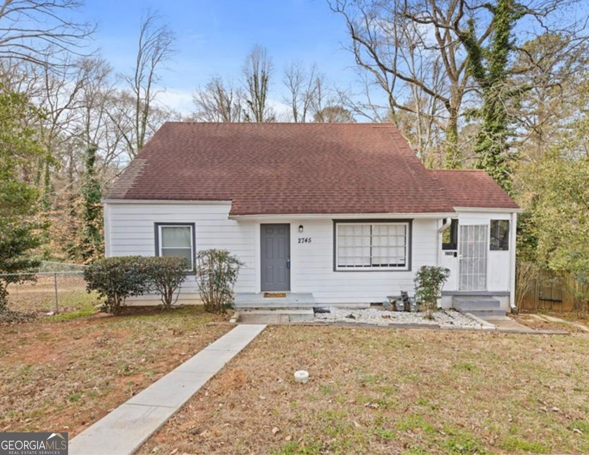 Photo 1 of 32 — 2743 Harlan DR, East Point, GA 30344