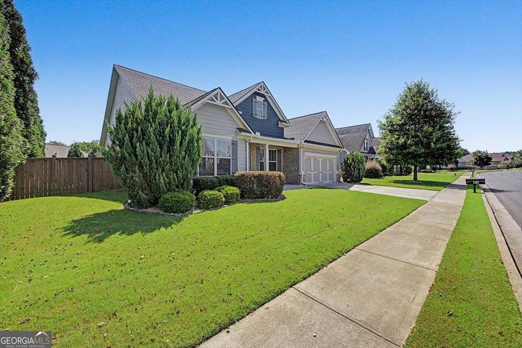 Photo of 43 Stateley Oaks Drive SE, Cartersville, GA 30120 (MLS # 10830000)
