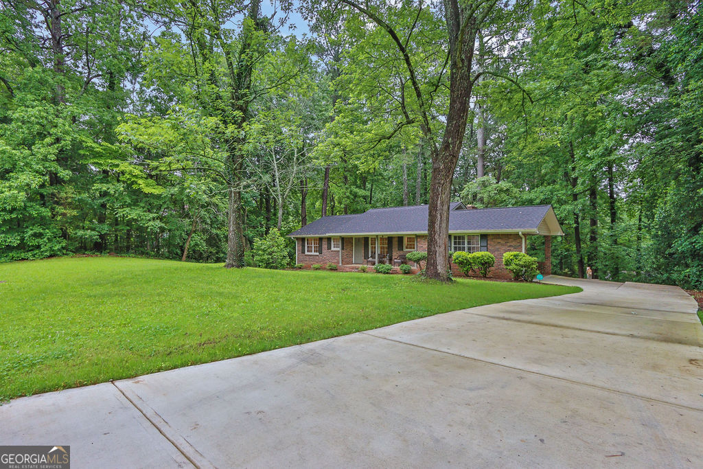 LAKE LUCERNE ESTATES - Residential