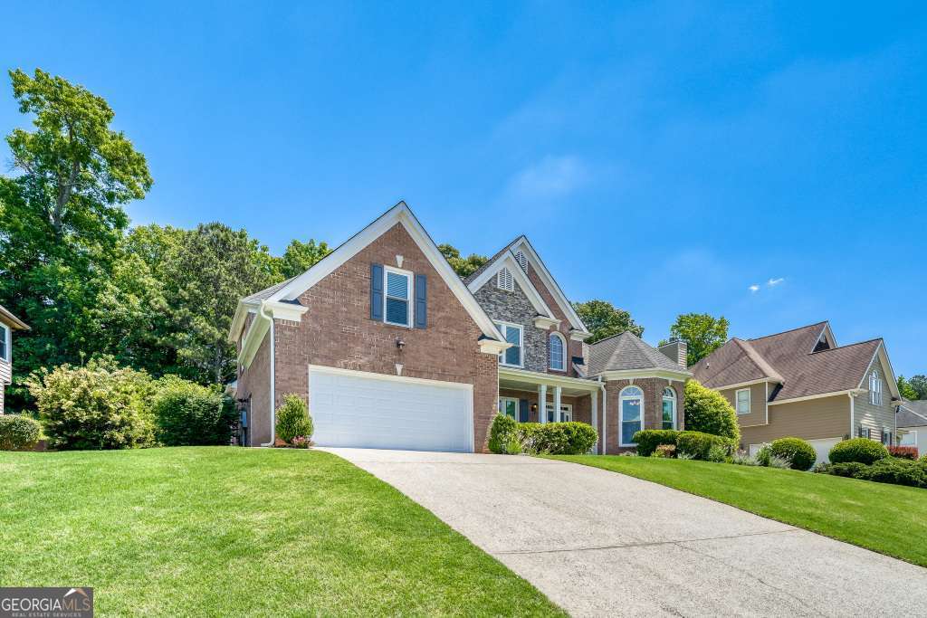 3673 Lake Edge DR