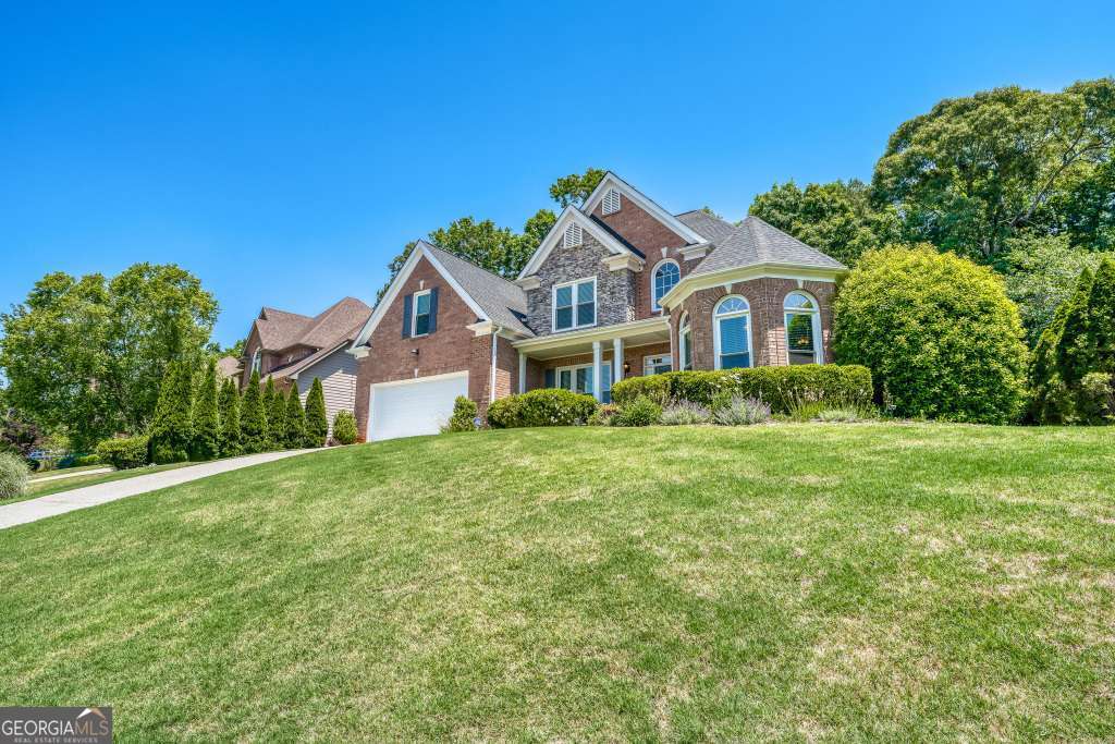 3673 Lake Edge DR