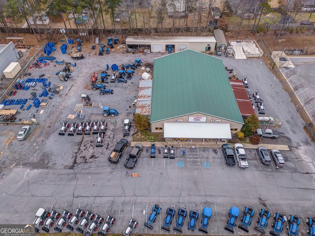 Photo of 4065 Martha Berry Hwy, Rome, GA 30165 (MLS # 10695007)