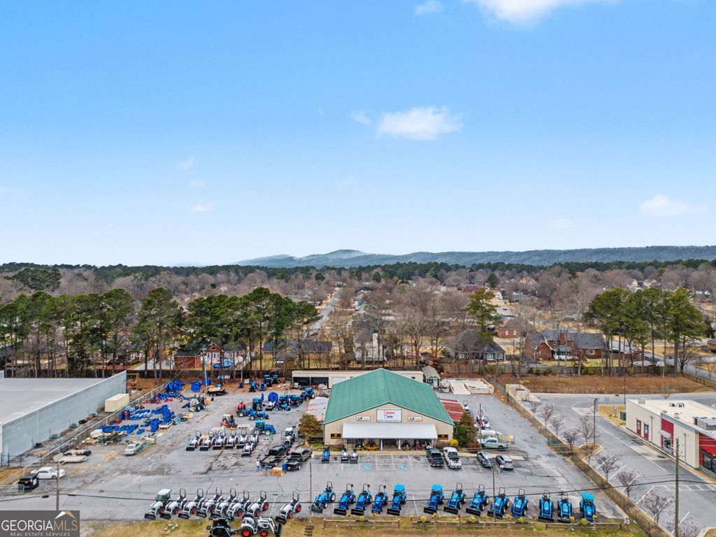 Photo of 4065 Martha Berry Hwy, Rome, GA 30165 (MLS # 10695007)