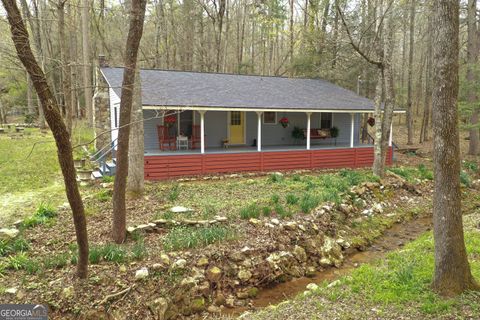 220 Evans LN Lakemont GA 30552