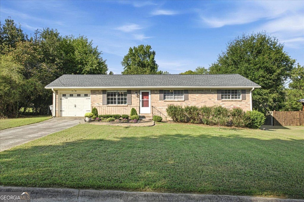 Photo of 950 Meadowbrook Lane NW, Conyers, GA 30012 (MLS # 10854091)