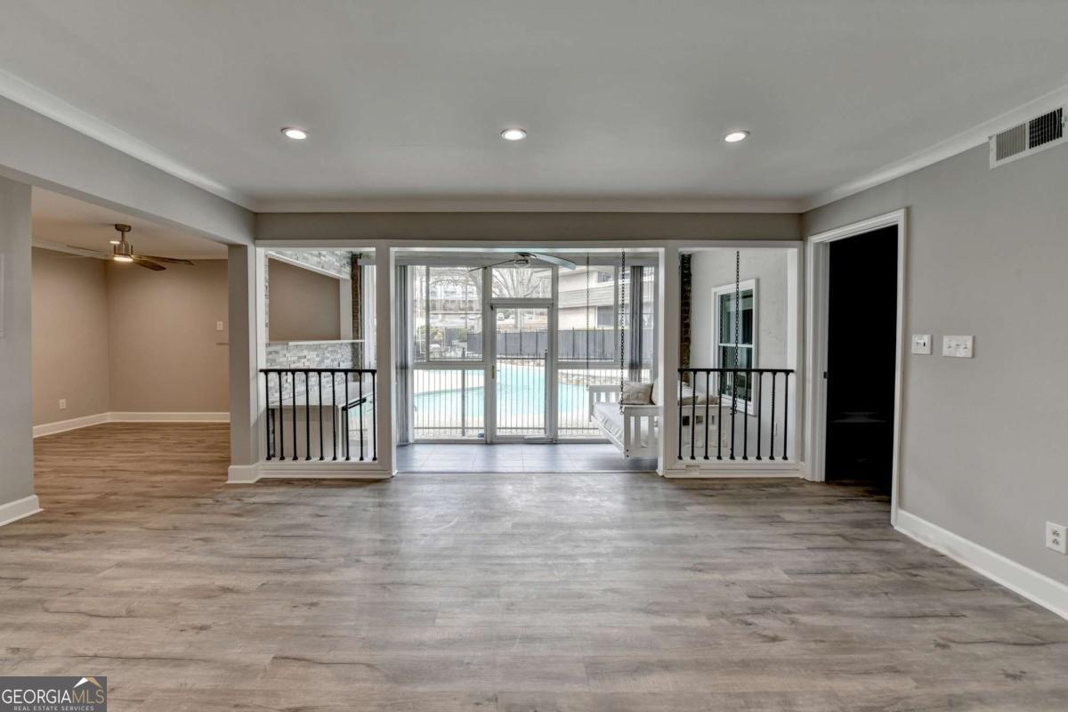 346 Carpenter DR 29