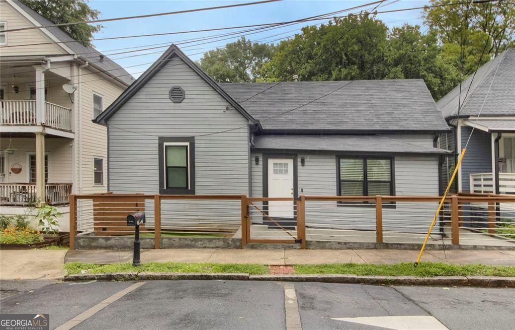 Photo of 752 Cooper Street SW, Atlanta, GA 30315 (MLS # 10726296)