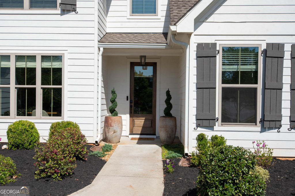 110 Beresford RD