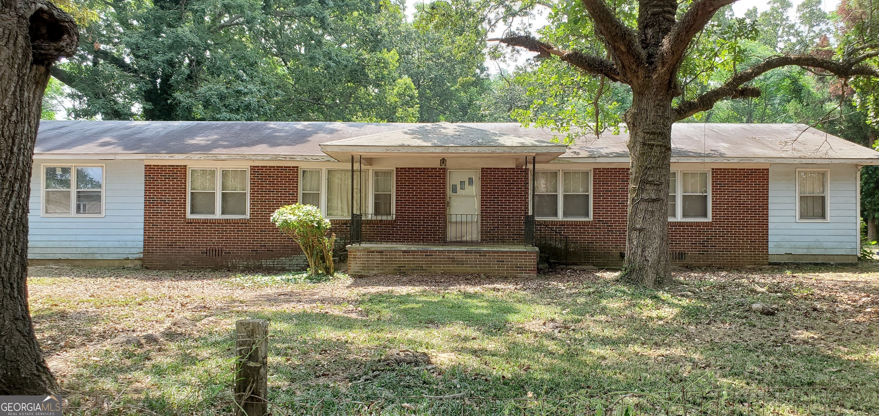 1061 Burger RD