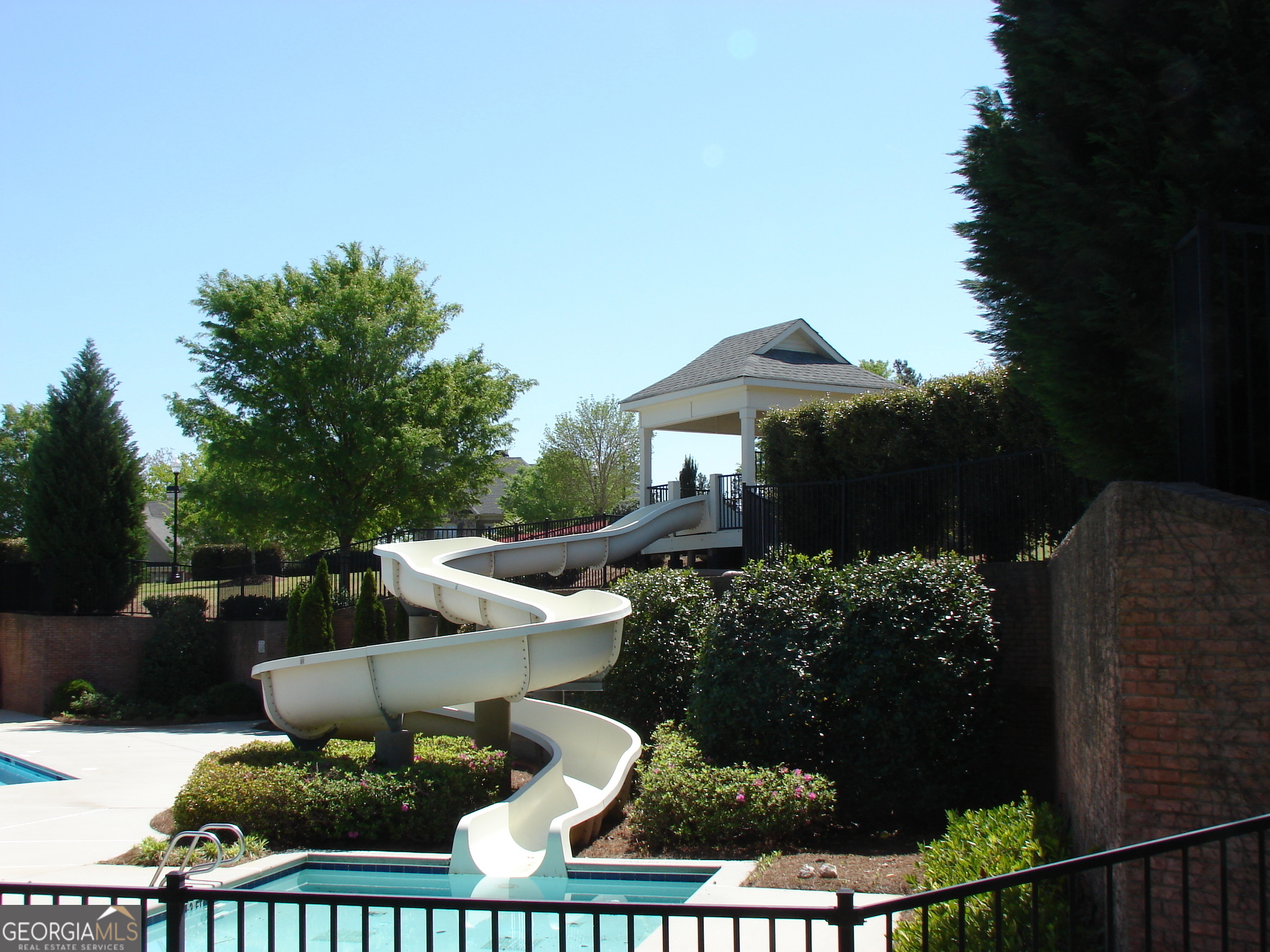 5743 Brendlynn DR
