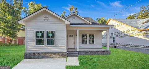 2001 Tuskegee ST Savannah GA 31405