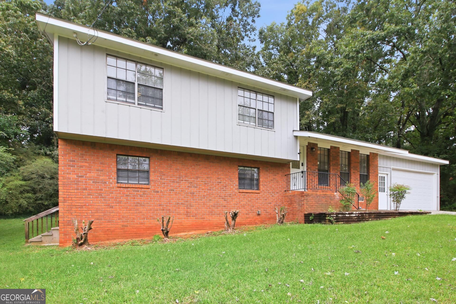 2117 Freestone CT
