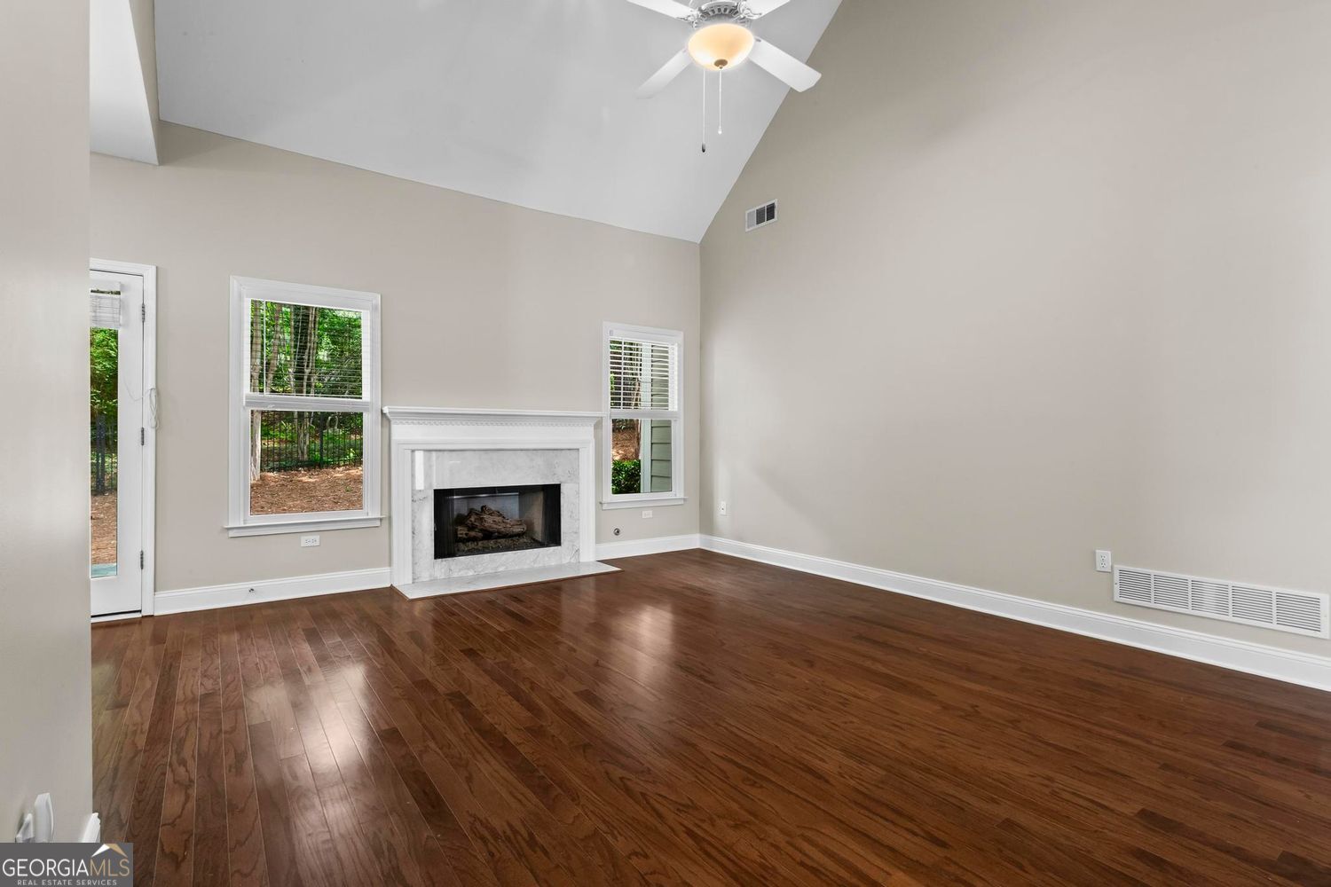 WINDWARD - Residential