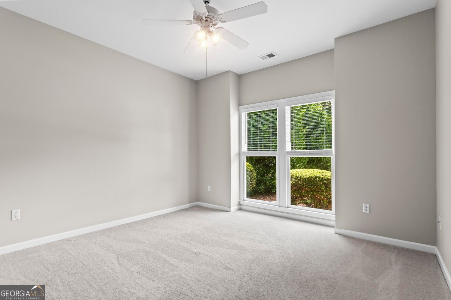 WINDWARD - Residential