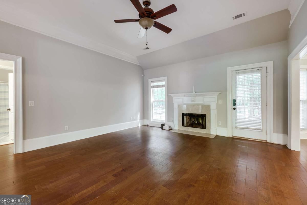 183 Oak Meadows DR
