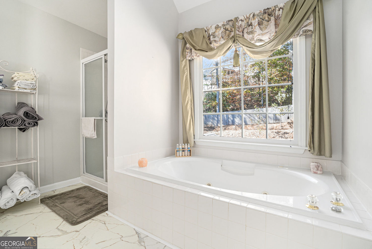 THE GATES - Residential