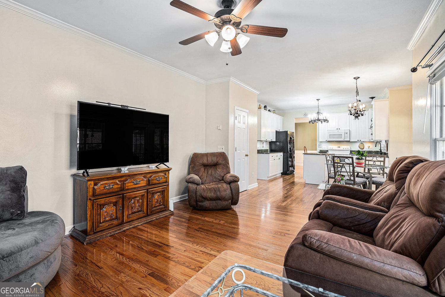 THE GATES - Residential