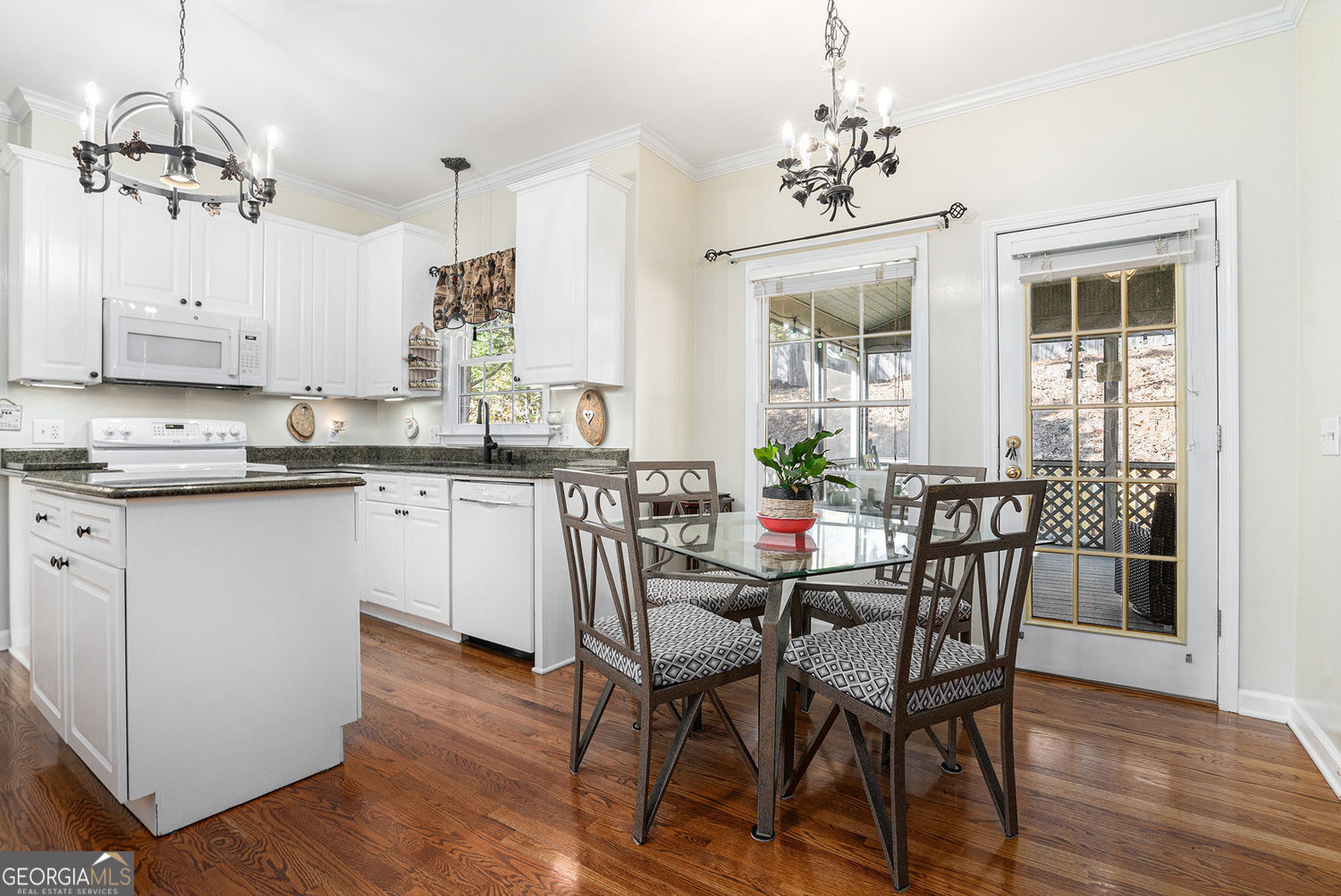 THE GATES - Residential