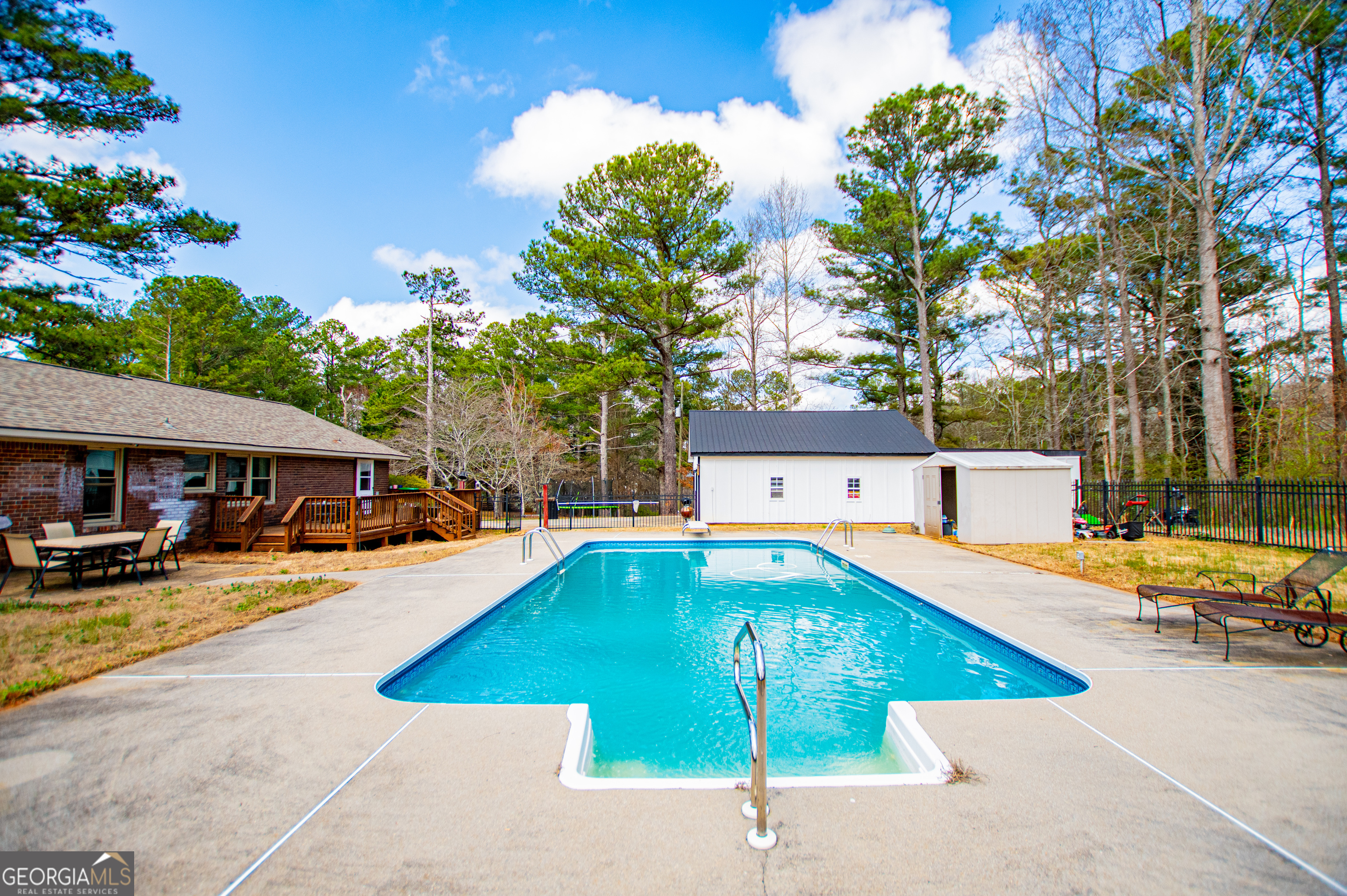 1487 Cochran Ridge RD