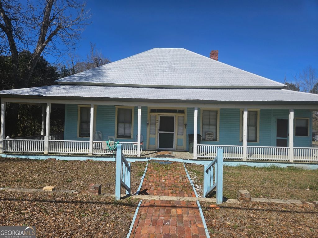 Photo of 401 E Ogeechee Street, Sylvania, GA 30467 (MLS # 10698448)