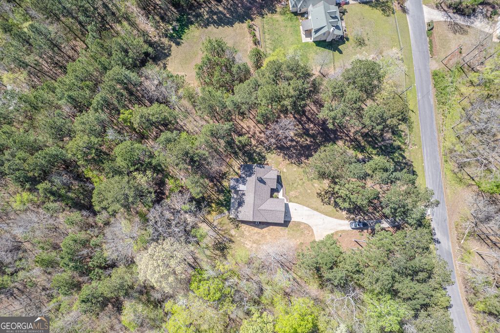 Photo of 176 Arrowhead Trail, Eatonton, GA 31024 (MLS # 10721283)