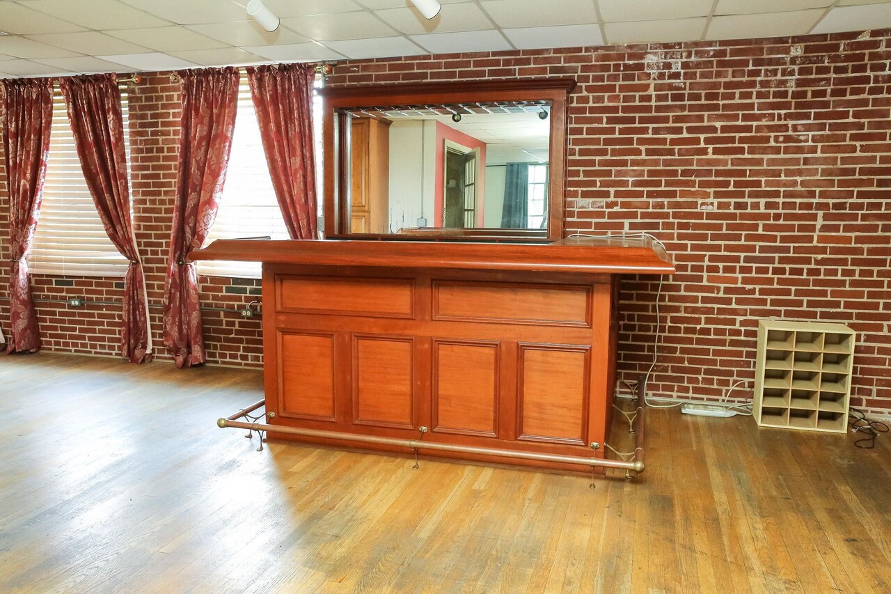 Coca-Cola Building - Commercial Sale