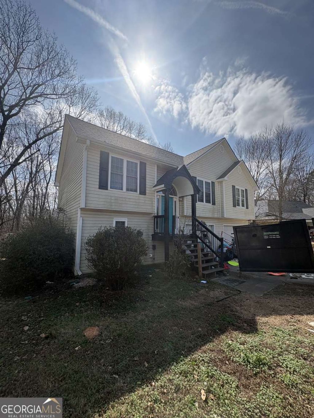 Photo of 1026 Carriage Way, Loganville, GA 30052 (MLS # 10701629)