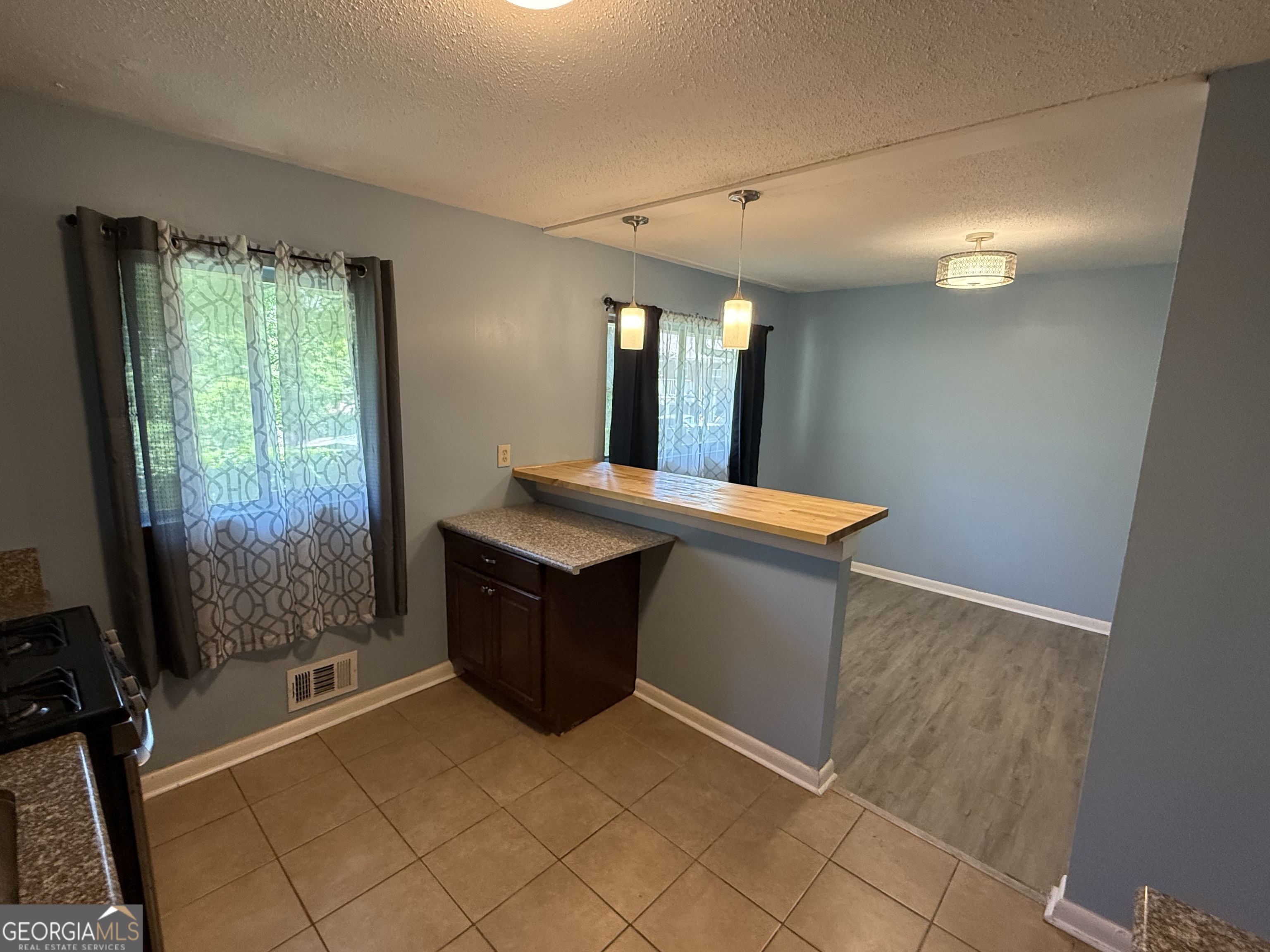 1464 COLONY EAST CIR