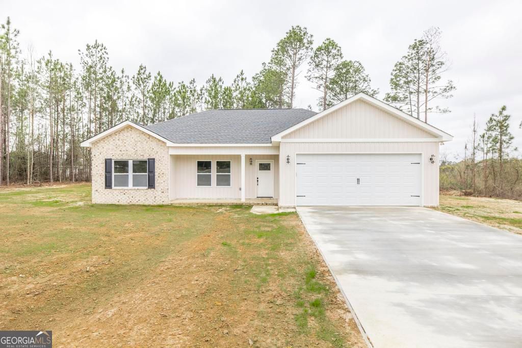 Photo of 212 Lovett Farm Road, East Dublin, GA 31027 (MLS # 10705619)