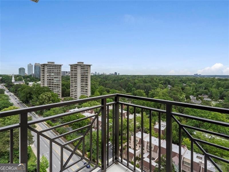 Graydon Buckhead - Residential