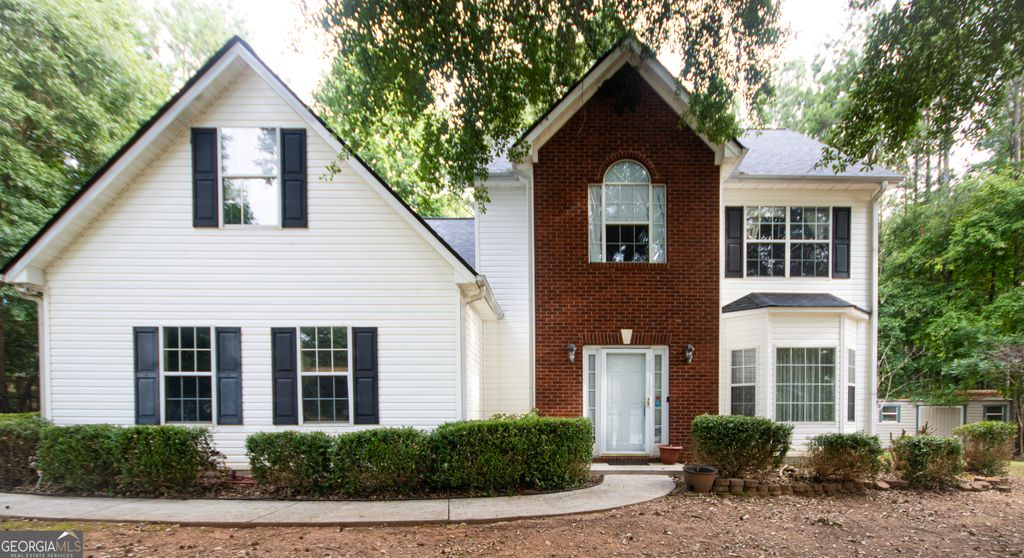 Photo of 209 Avalon Way, McDonough, GA 30252 (MLS # 10803931)