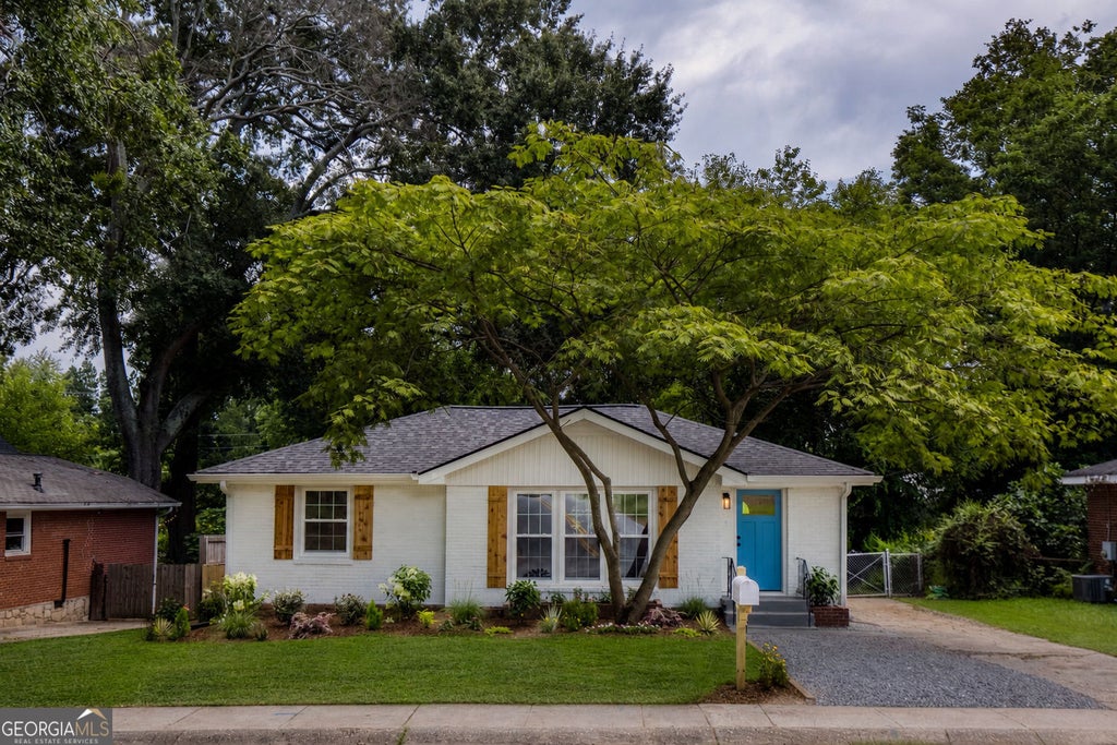 Photo of 216 Austin Avenue NE, Marietta, GA 30060 (MLS # 10822359)