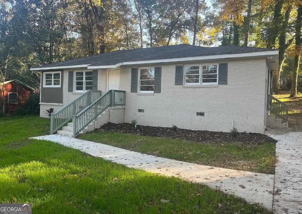 1957 Knightsbridge Road