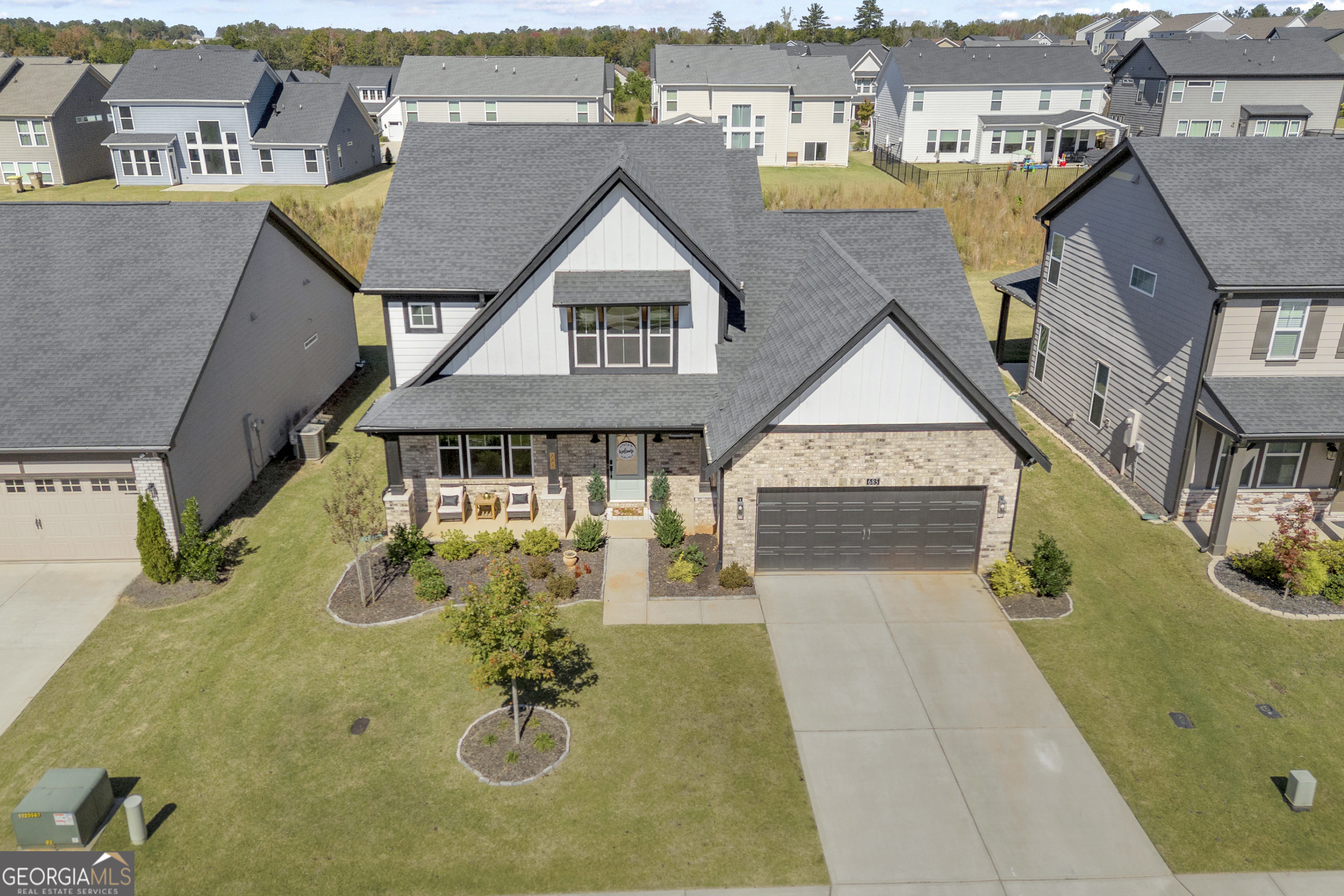 Twin Lakes - Residential