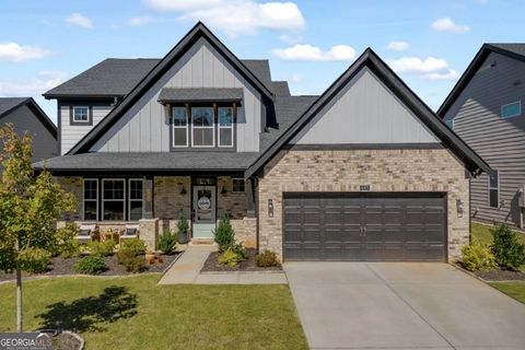 685 Michigan CIR Hoschton GA 30548