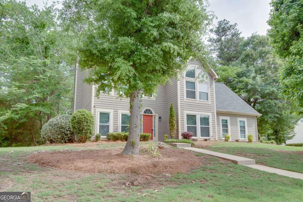 Photo of 483 Mountain Oaks Parkway, Stone Mountain, GA 30087 (MLS # 10761407)