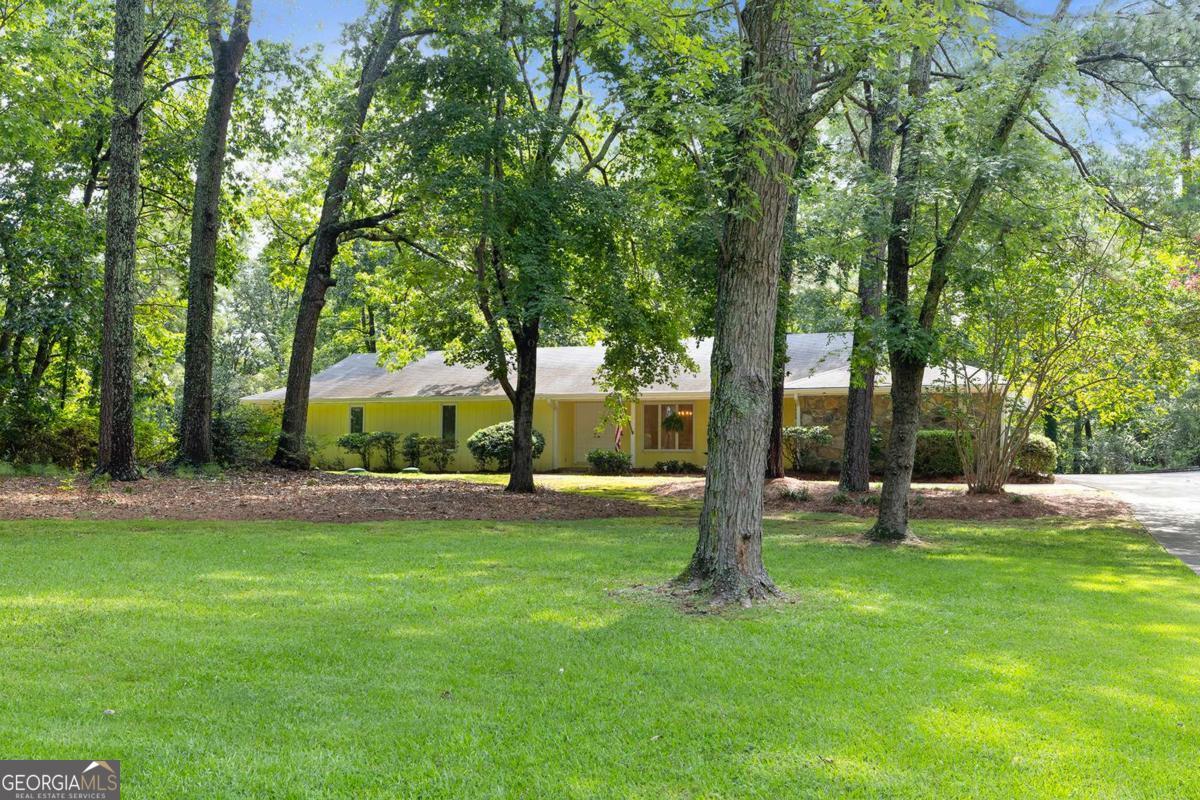 905 Hunterhill DR