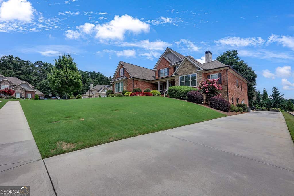 Photo of 878 Heritage Lake Way, Grayson, GA 30017 (MLS # 10813266)