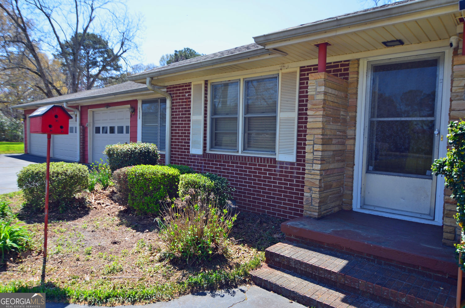 3528 Highway 42 S