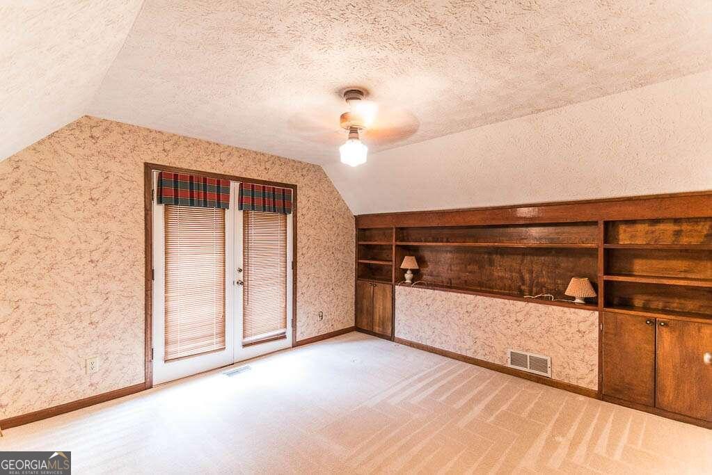 Cricket Hill - Residential