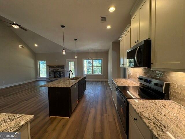 442 Hunts Ridge DR