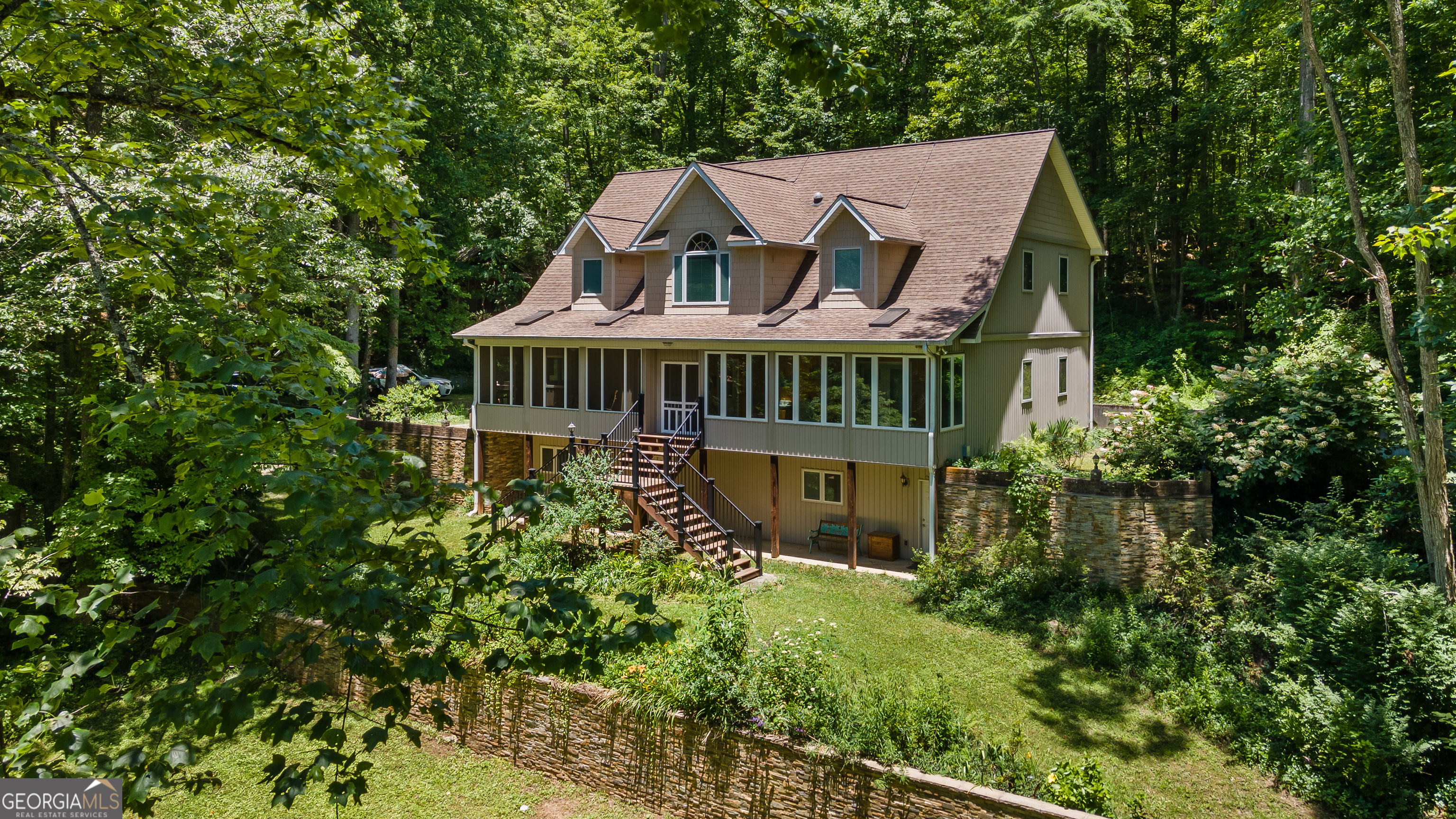 4528 Highway 76 W
