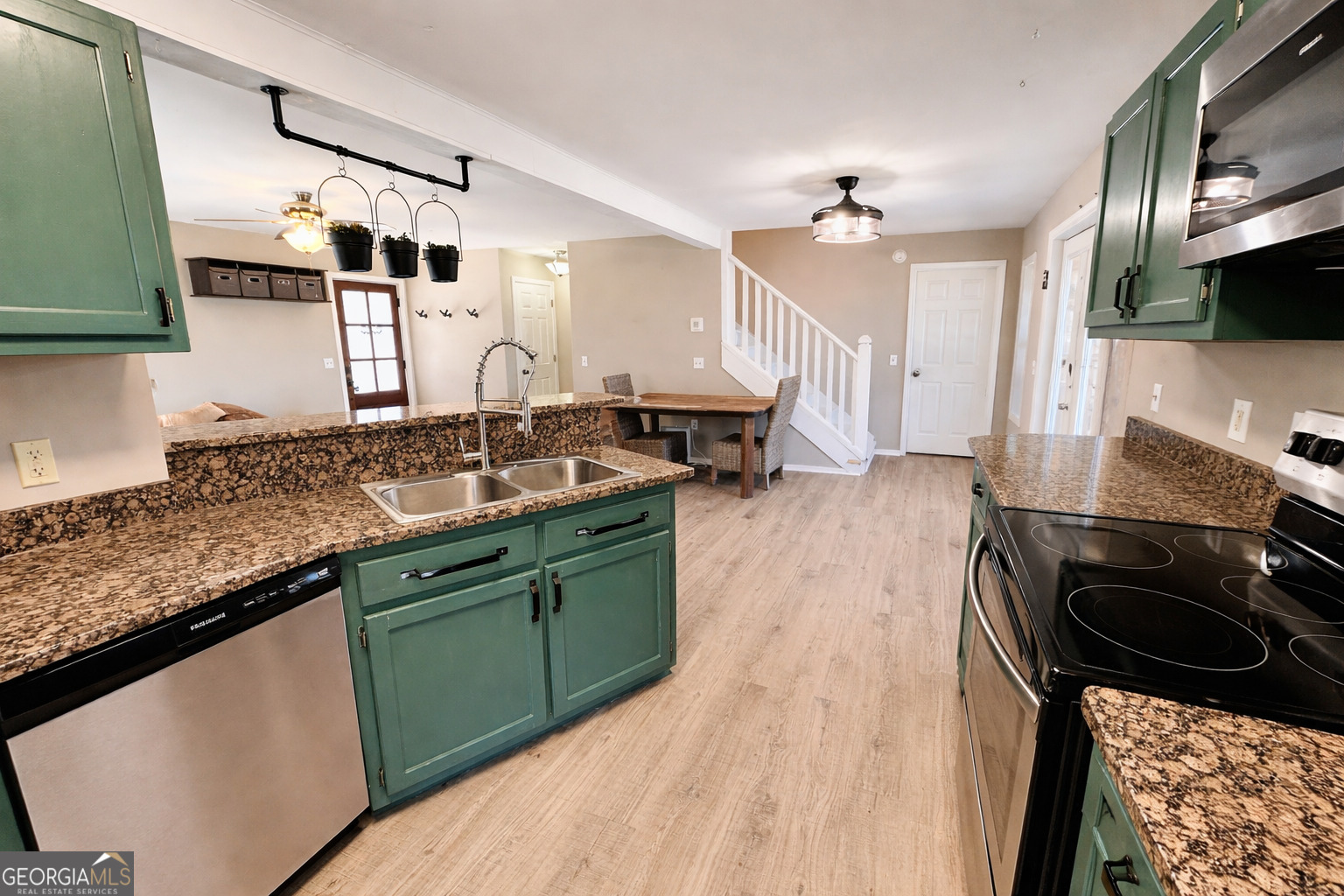 1947 Ivy Mountain RD